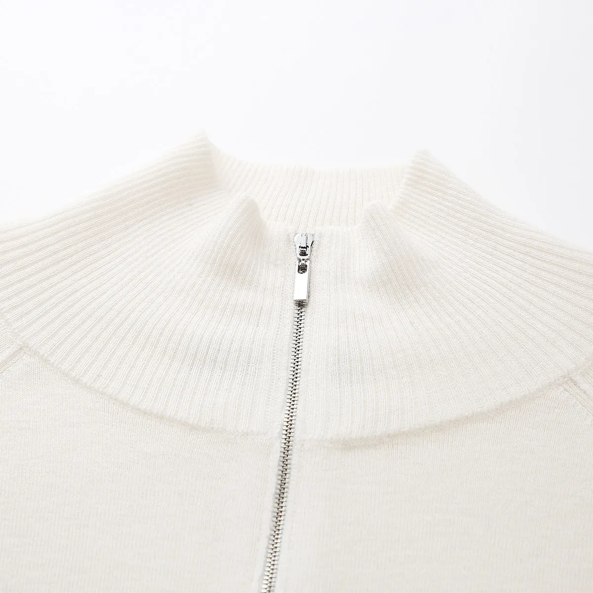 100% Wool Quarter-Zip Knit Pullover Sweater