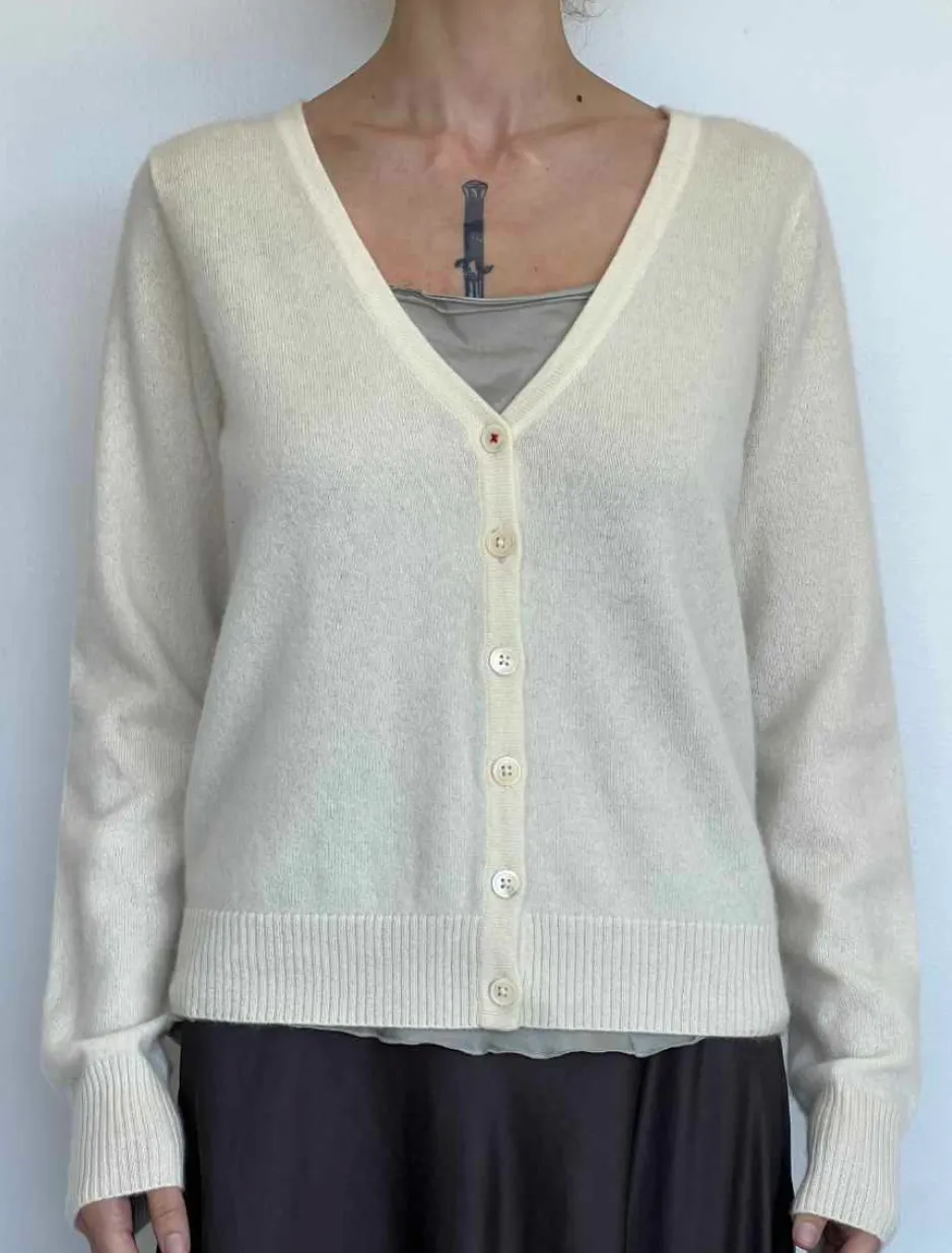 Creme Tuck Back Cardigan