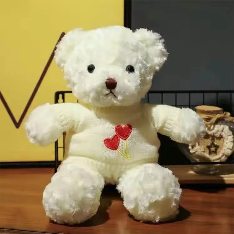 Cuddling bears gifts for children