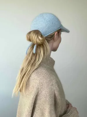 Pastel winter cap by Pastelkollektivet, knitting pattern