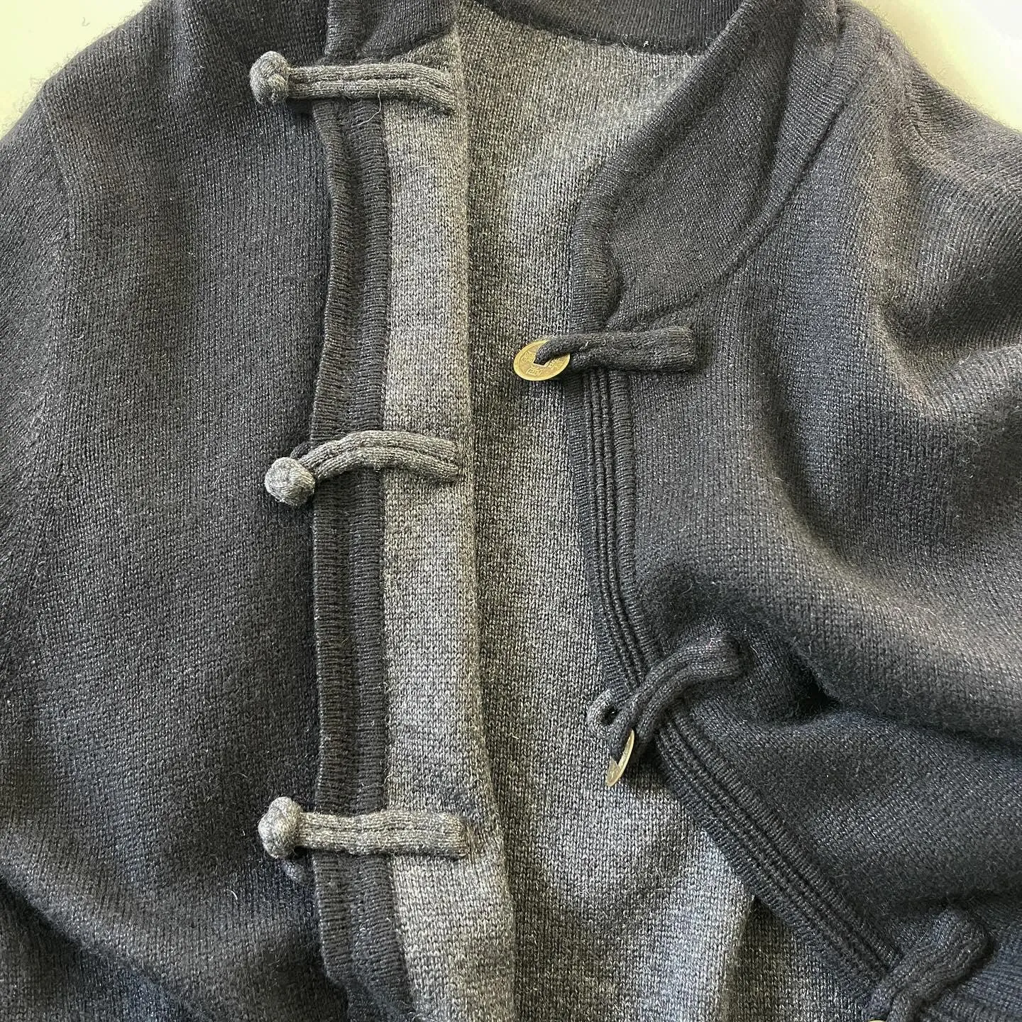 SHANGHAI TANG Reversible Cardigan