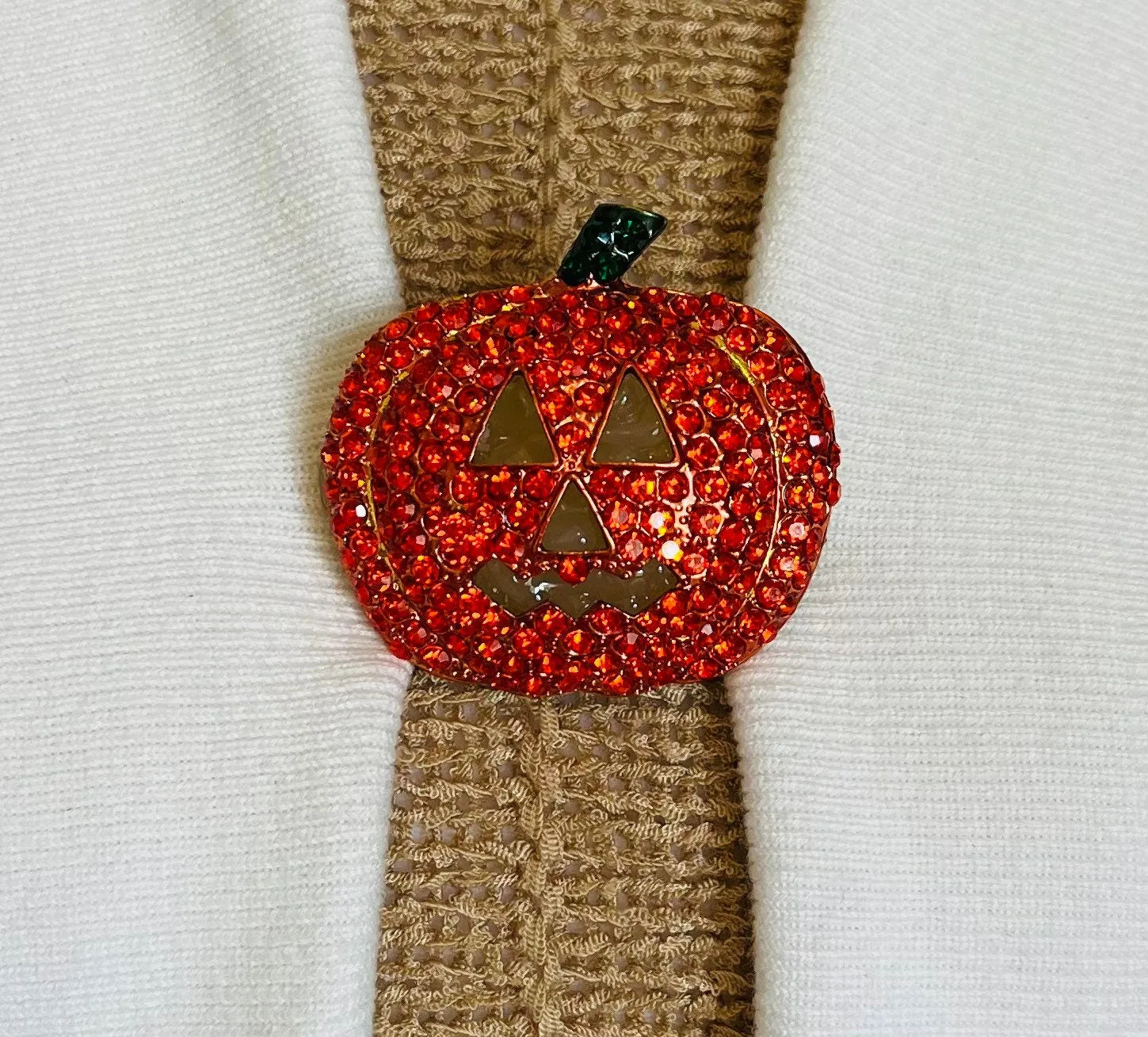 Sweater Clips Halloween Pendant Cardigan Clasp Fall Sweater Clip Pumpkin Sweater Guard Halloween Costume Accessories Gift for Her