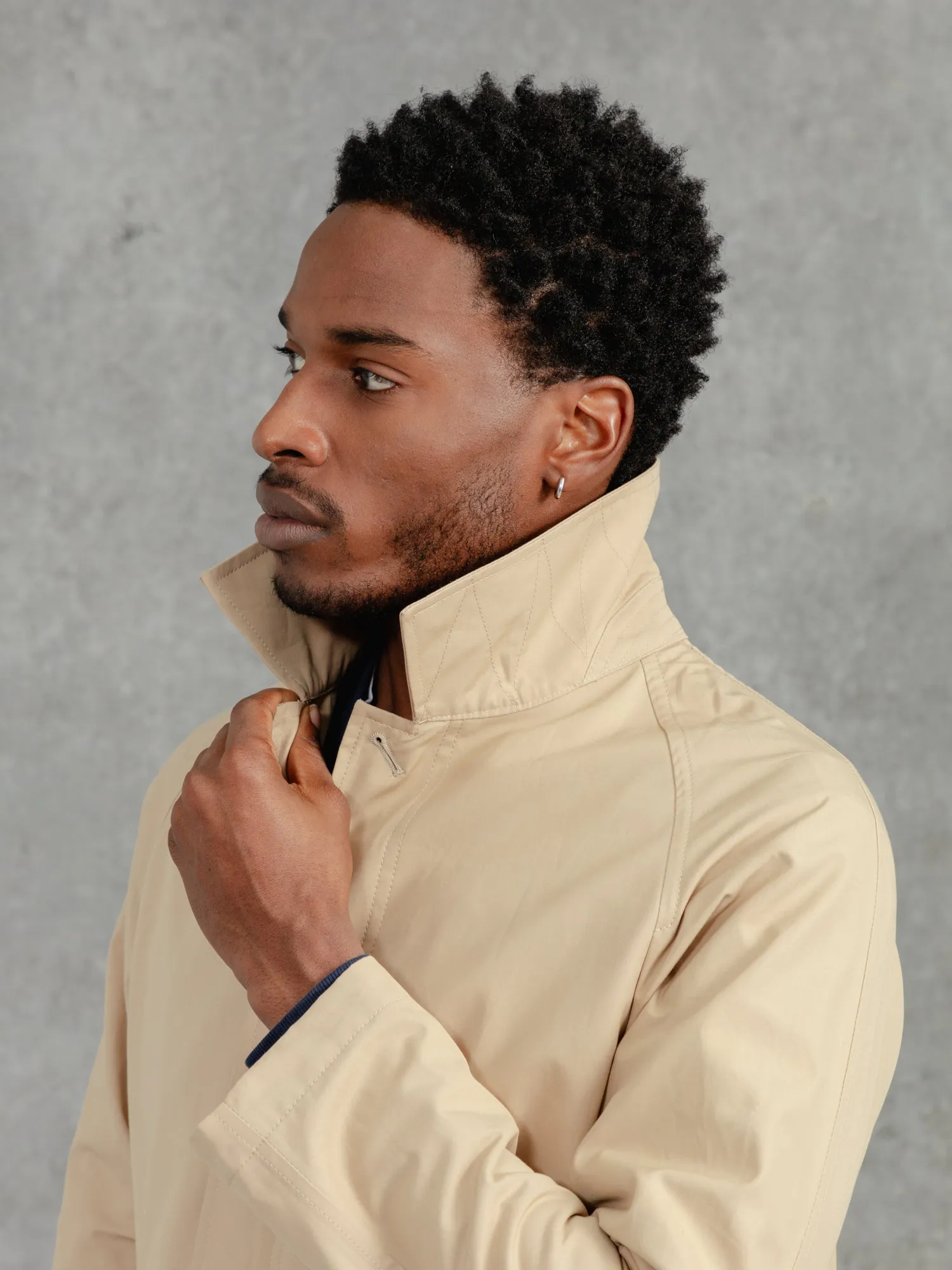 The Ventile® Raglan Raincoat - Natural